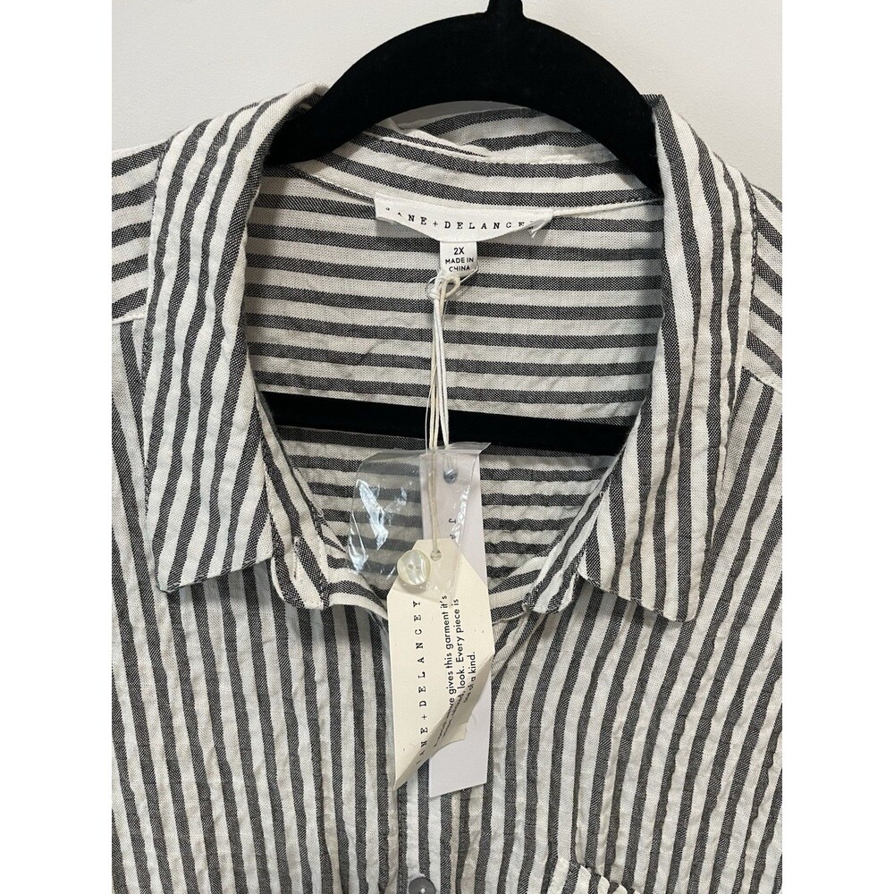 Jane and Delancey Blouse Top 2X BlueWhite Stripe Preppy Beachy Summer Cruise NWT - Picture 2 of 8